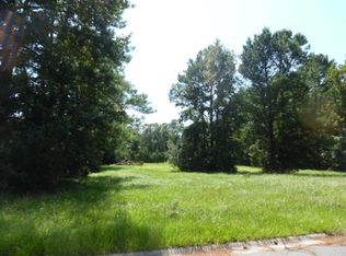 1124 River Oaks Rd, Brunswick, GA 31523