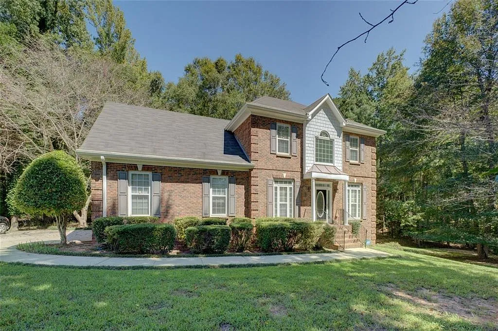 125 Blue Grass Ct photo 1