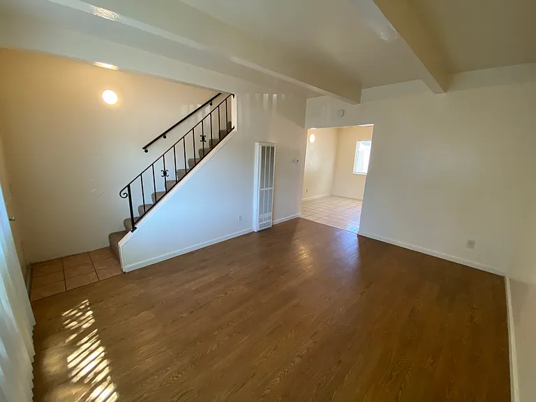 Casa de Luna Townhomes — Photo 43