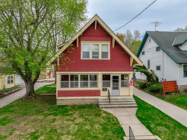 411 Pine St W, Stillwater, MN 55082