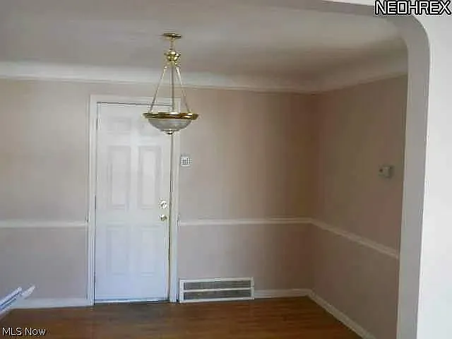 3878 Salisbury Road — Photo 3