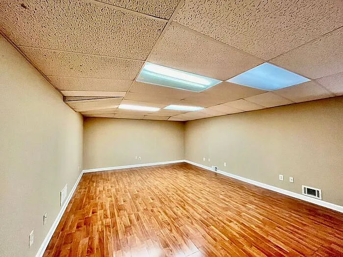 384 McKees Rock Ln — Photo 16