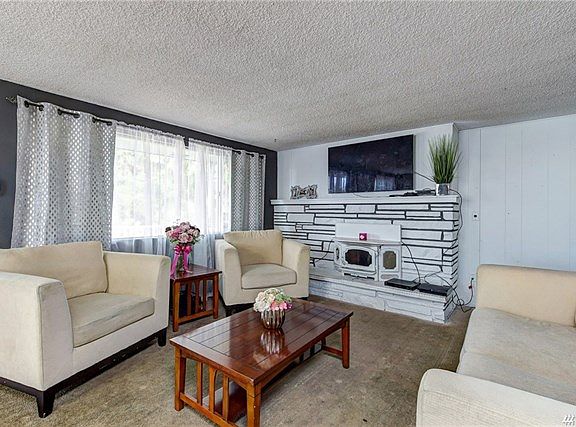 4th image of 5414 67th Ave NE