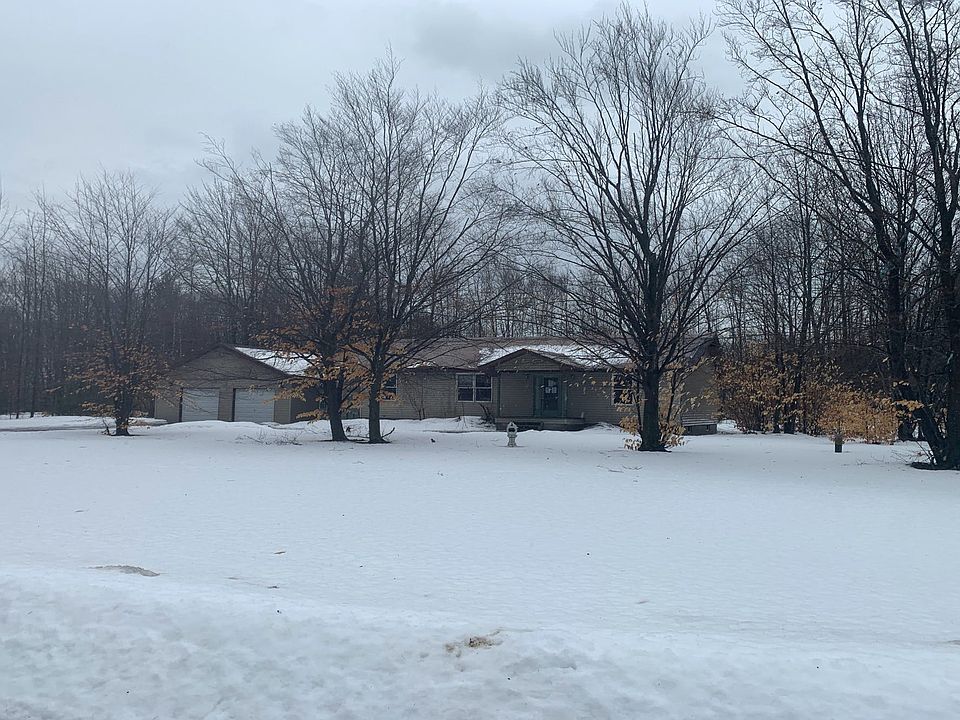 2nd image of 220 Shears Rd