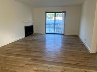 1067 Broadmoor Blvd APT 4, San Leandro, CA 94577