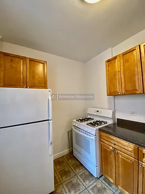 Rented by Sovereign Associates | media 14