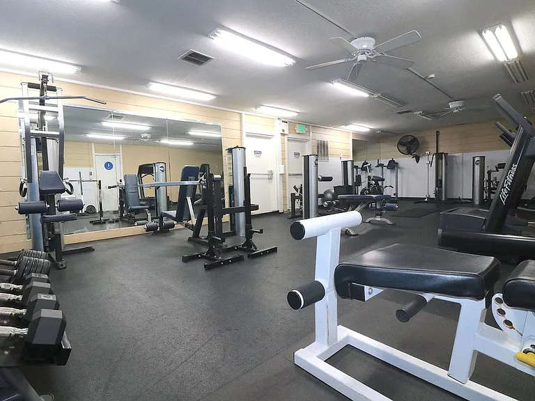 1621 Hotel Cir S #E329 — Photo 18