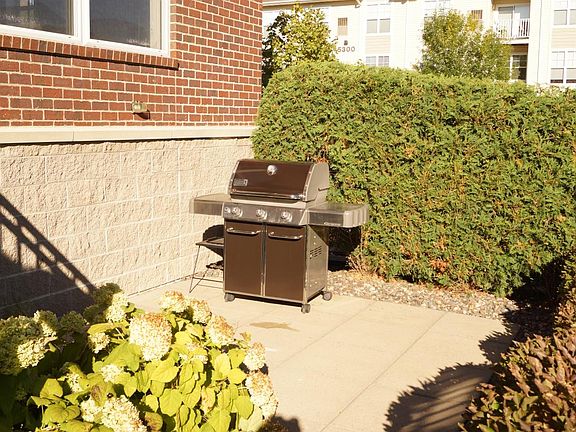 3rd image of 13800 53rd Ave N APT 10