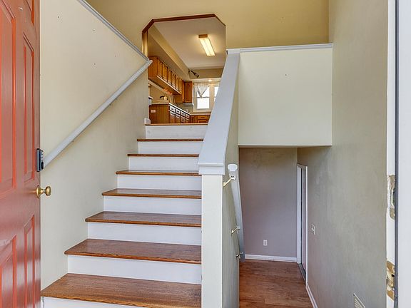 5th image of 125 Millstone Dr