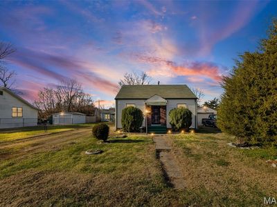 839 N 82nd St, East Saint Louis, IL, 62203