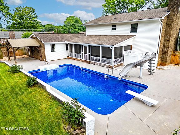 5th image of 9504 E Laurens Ln