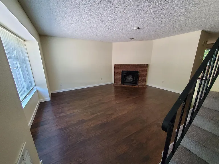 The Commons at Alderwood — Photo 23