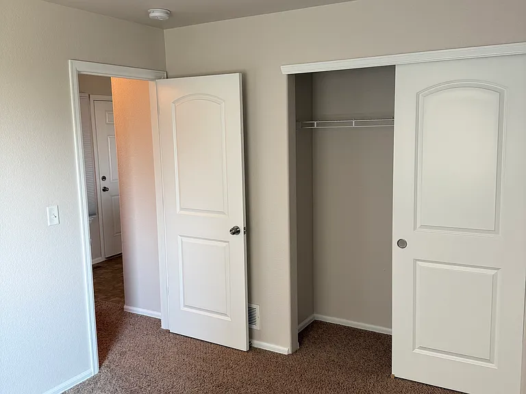 908 W Union Ave — Photo 21
