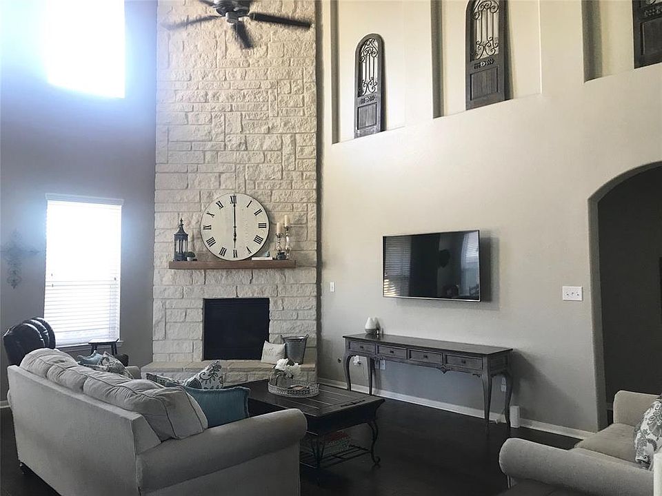 1st image of 4202 Glen Ct
