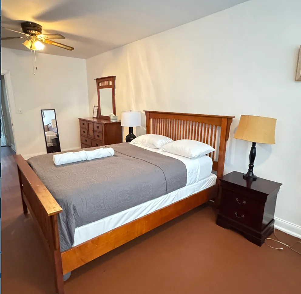 1 bed, 710 sqft, $1,950 — Photo 2