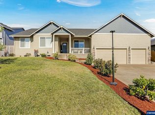 9959 Del Mar Dr, Aumsville, OR 97325