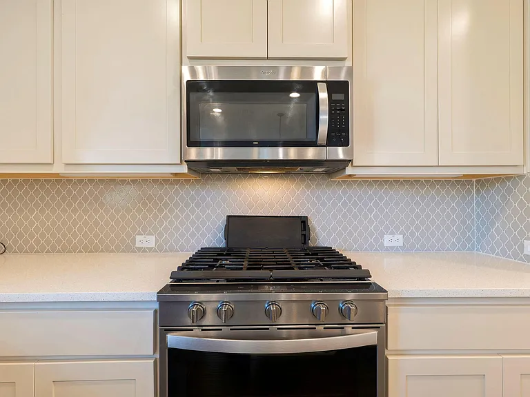 9010 Gage Dr — Photo 9