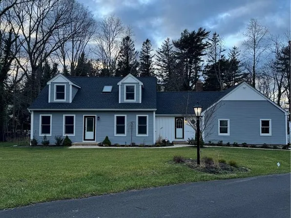 115 South Road, Wading River, NY 11792