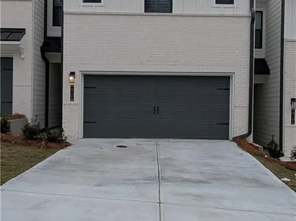 1726 Harper Lily Ln, Lawrenceville, GA 30043
