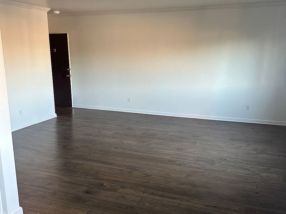 1st image of 1820 S Bundy Dr Unit 9