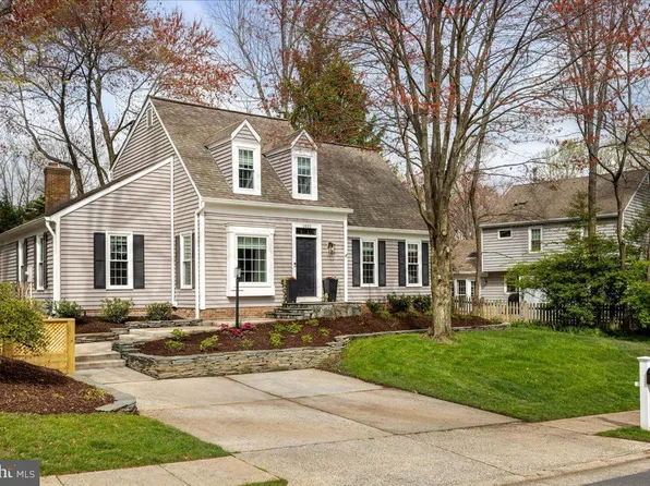 1622 Stowe Rd, Reston, VA 20194