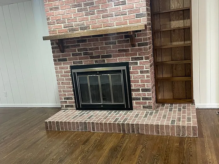 729 Grand Ave — Photo 6