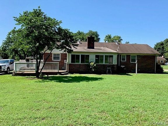 4th image of 7220 Mayetta Dr