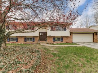 202 S Hershey Rd, Bloomington, IL 61704