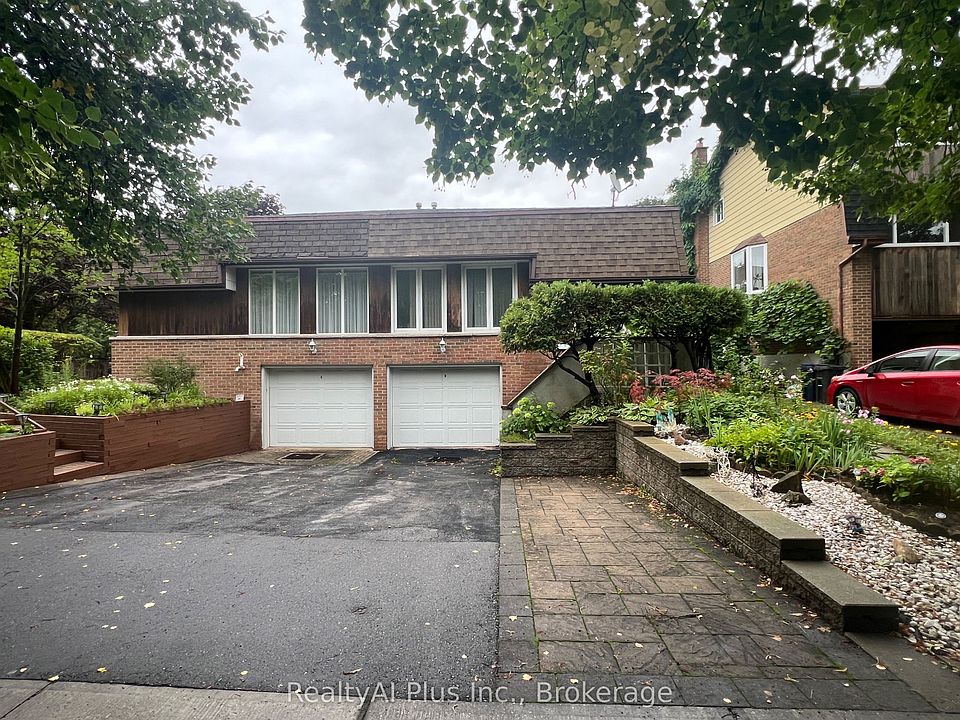 1st image of 21 Harnworth Dr