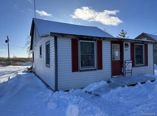 1879 Outer Dr, Sebewaing, MI 48759