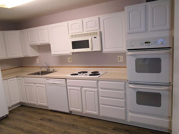 5th image of 8340 Greensboro Dr APT 217