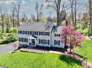 16 South Rd, Chester, NJ 07930