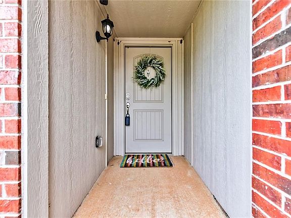 3rd image of 19808 Sonatina Dr