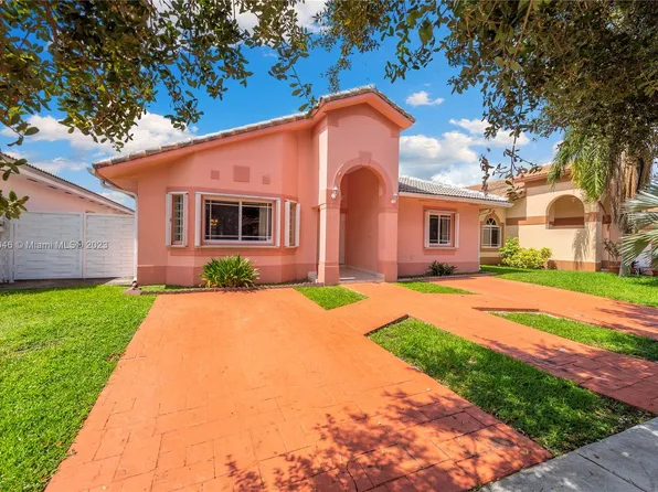 8790 NW 142nd St, Miami Lakes, FL 33018