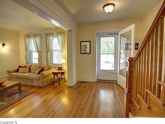 5th image of 508 S Sheppard St