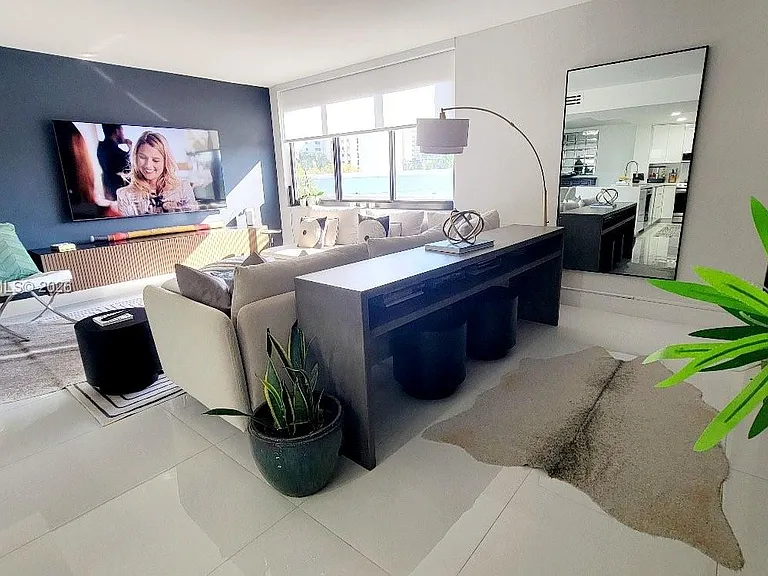 250 Galen Dr #43 — Photo 6