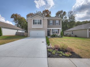 209 Addison Ave, Chapel Hill, TN 37034