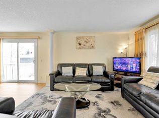 170 W Falton Dr NE, Calgary, AB T3J 1W5