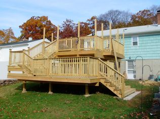 278 Benham St, Hamden, CT 06514