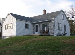 324 W Iowa St, Spring Valley, IL 61362