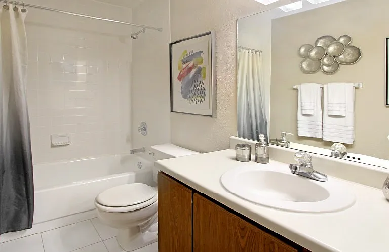 LionsGate Apartments — Photo 13