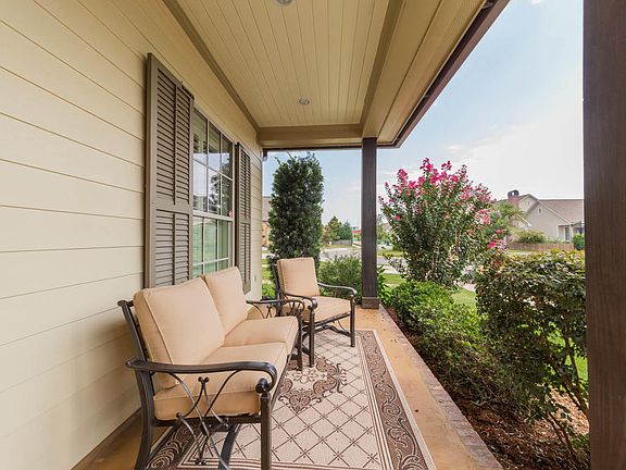 5th image of 405 Annaberg Dr