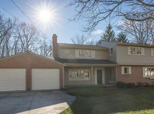 81 Dartmouth Ave, Canfield, OH