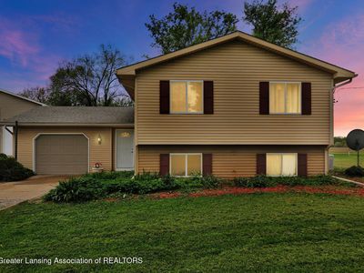 5715 W Barnes Rd, Eaton Rapids, MI, 48827