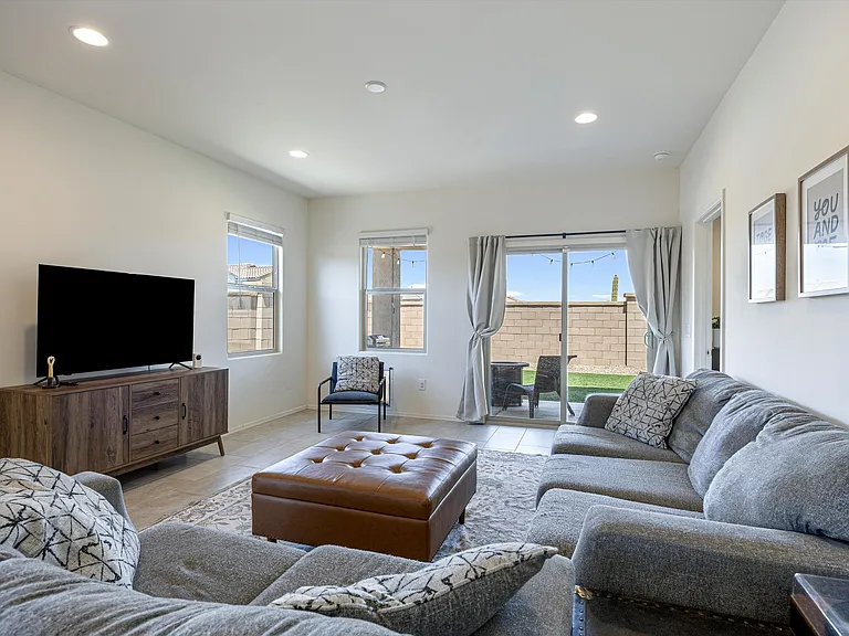 958 W Calle Las Varitas — Photo 14