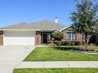 700 Ridgehill Dr, Burleson, TX 76028