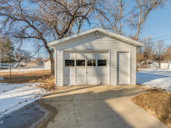 bismarck-north-dakota-78396356 picture