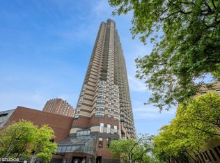3660 N Lake Shore Dr APT 3910, Chicago, IL 60613