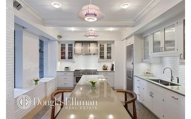 Sold by Douglas Elliman | media 35