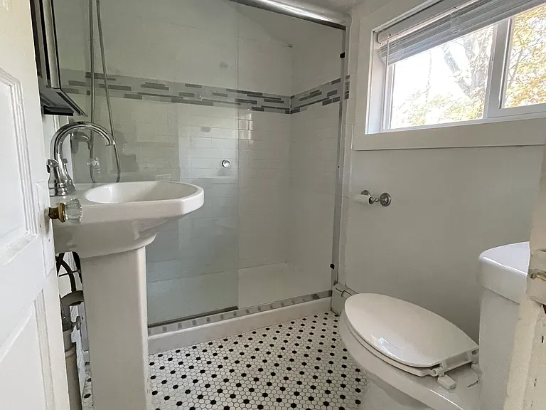 15A South St #A — Photo 4